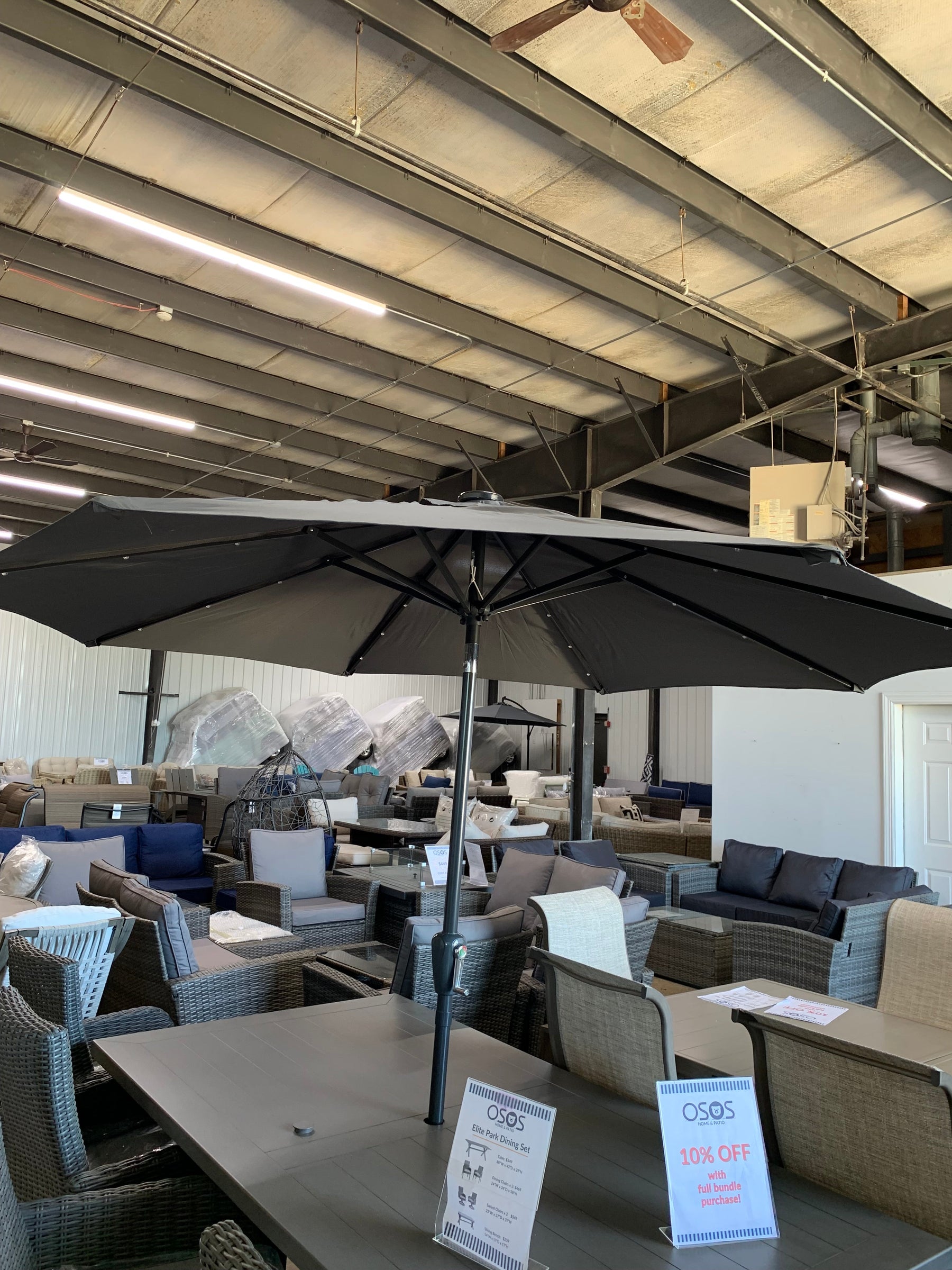 How Tilt Mechanisms Can Enhance the Functionality of Your Outdoor Umbrella