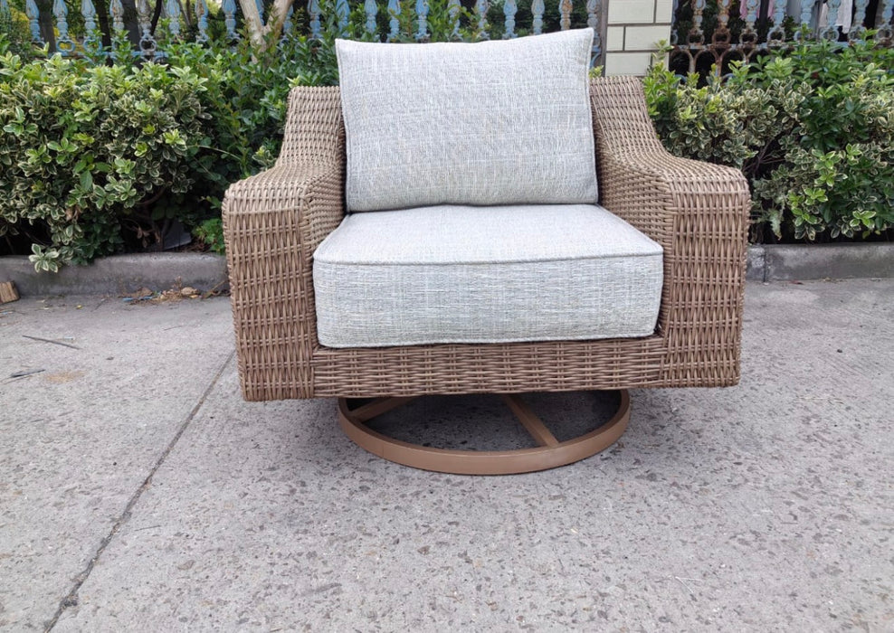 Logan Beach Outdoor Swivel Lounge with Cushion