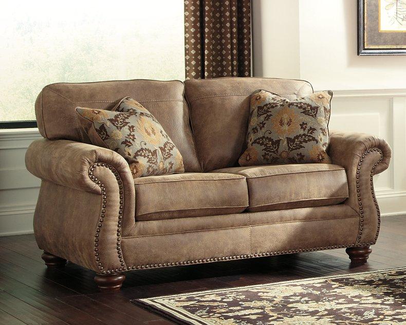 Larkinhurst Loveseat